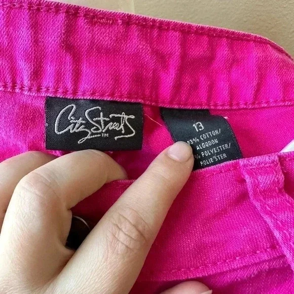 City streets size 13 pink jeans​ - Picture 2 of 3